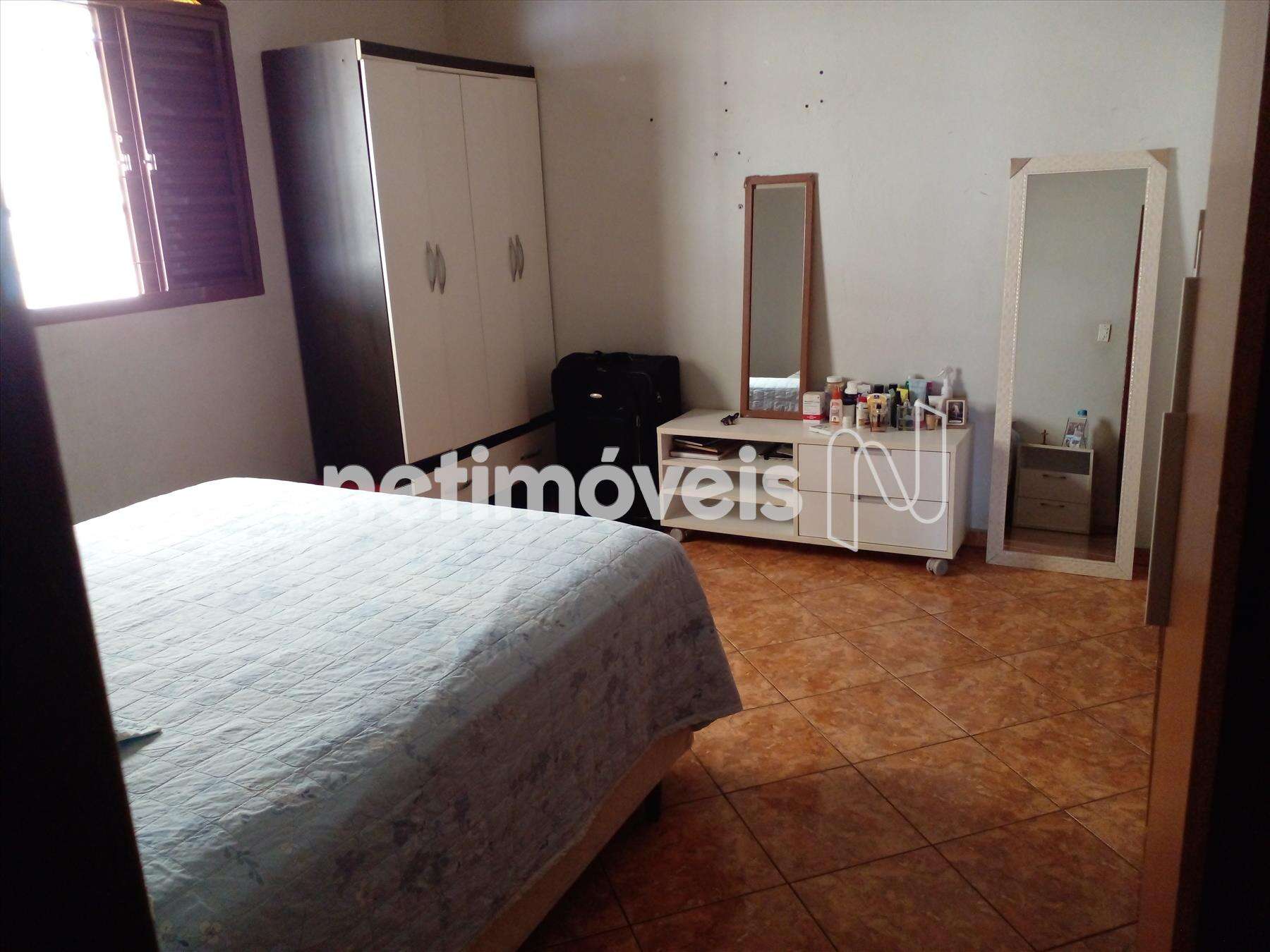 Quarto 02