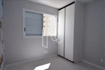  Quarto 02 com armário