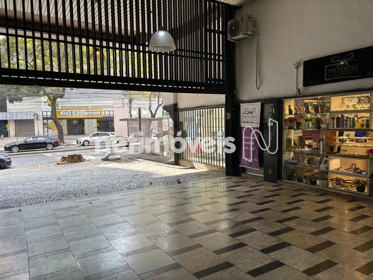 Loja para comprar com 40 m², 1 banheiro em Coração de Jesus, Belo Horizonte