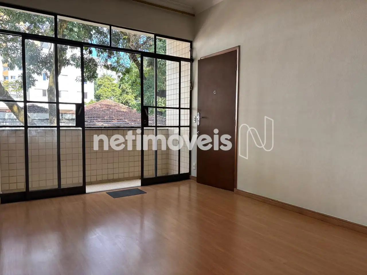 Sala com varanda