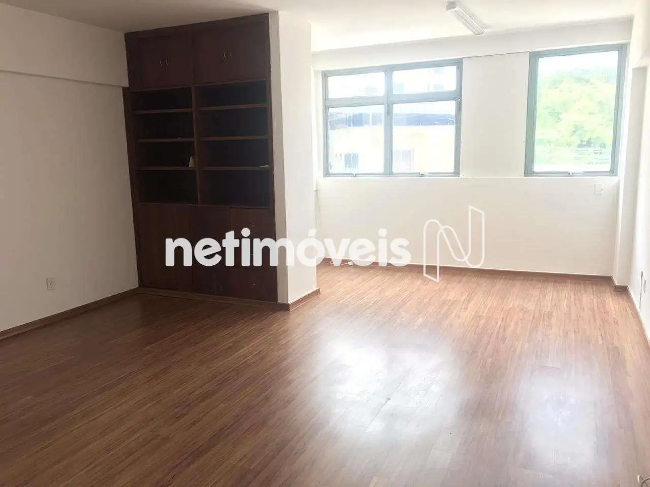 Sala para comprar com 43 m², 1 banheiro em Serra, Belo Horizonte