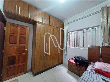 9 Quarto