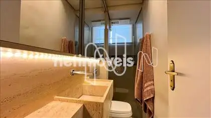 Banho suíte ângulo 2