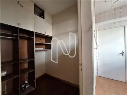 Quarto Grande Utilitário
