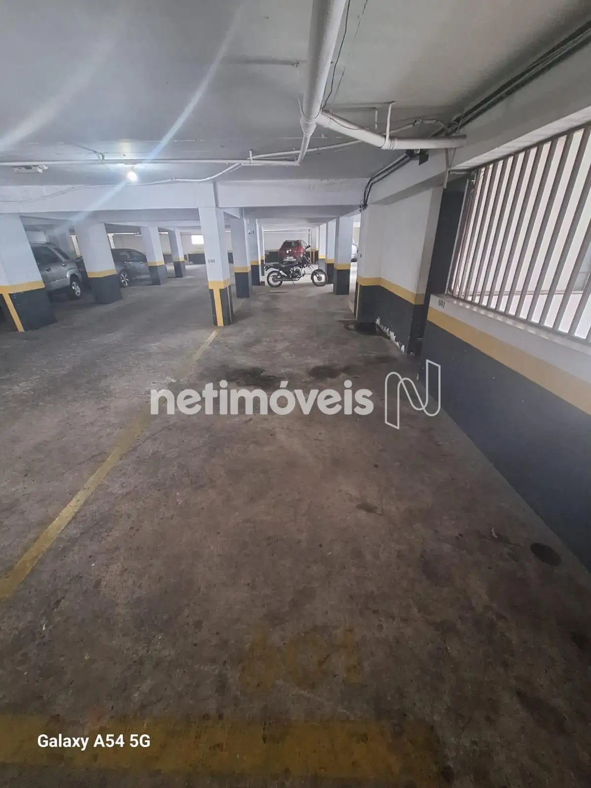 Garagem fácil de estacionar , 2 carros 