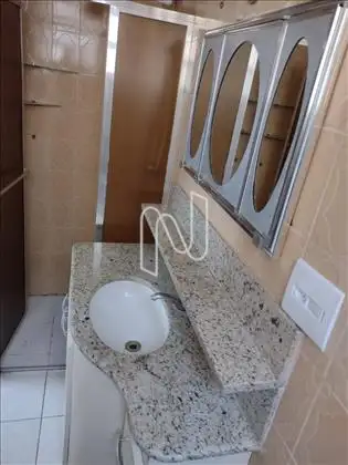 Banho Suíte ângulo 3 