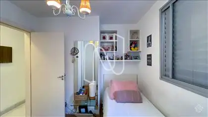 Quarto 1 ângulo 4 