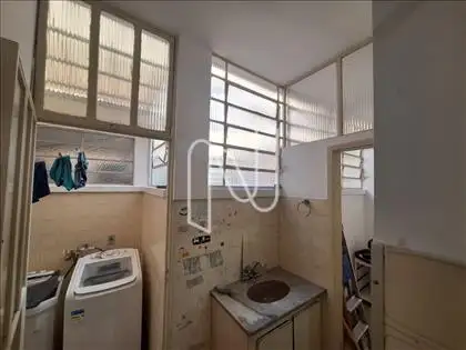 DCE e área de serviço 