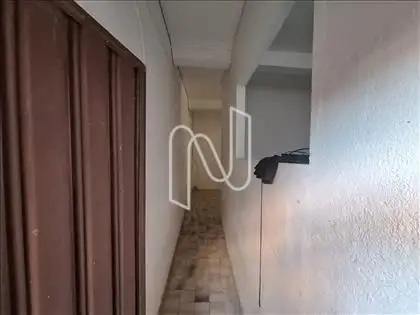 Apartamento 2 com 4 cômodos 