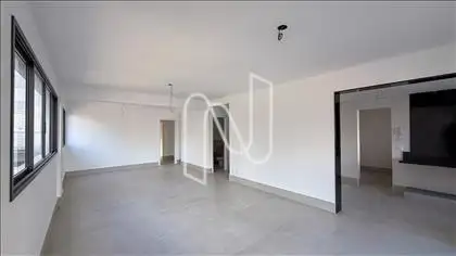 Lavabo ao fundo e cozinha integrada