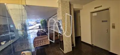 Hall, elevador