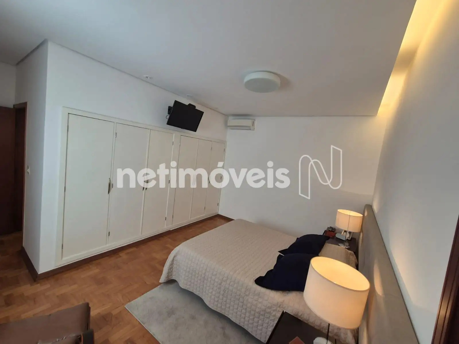 Quarto suíte ângulo 2
