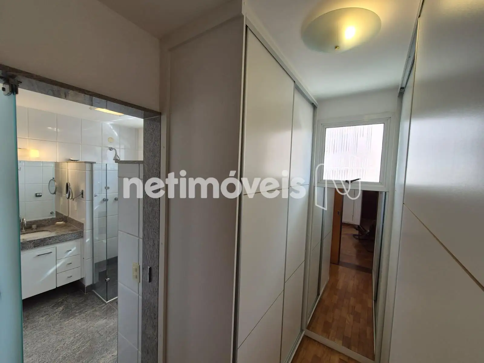 Quarto suíte ângulo 3