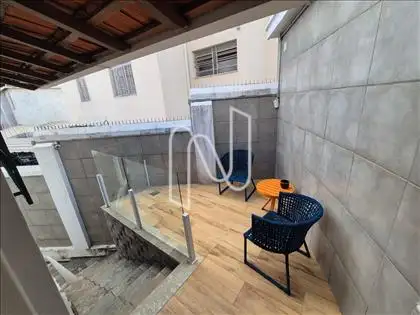 Área atrás da cozinha 