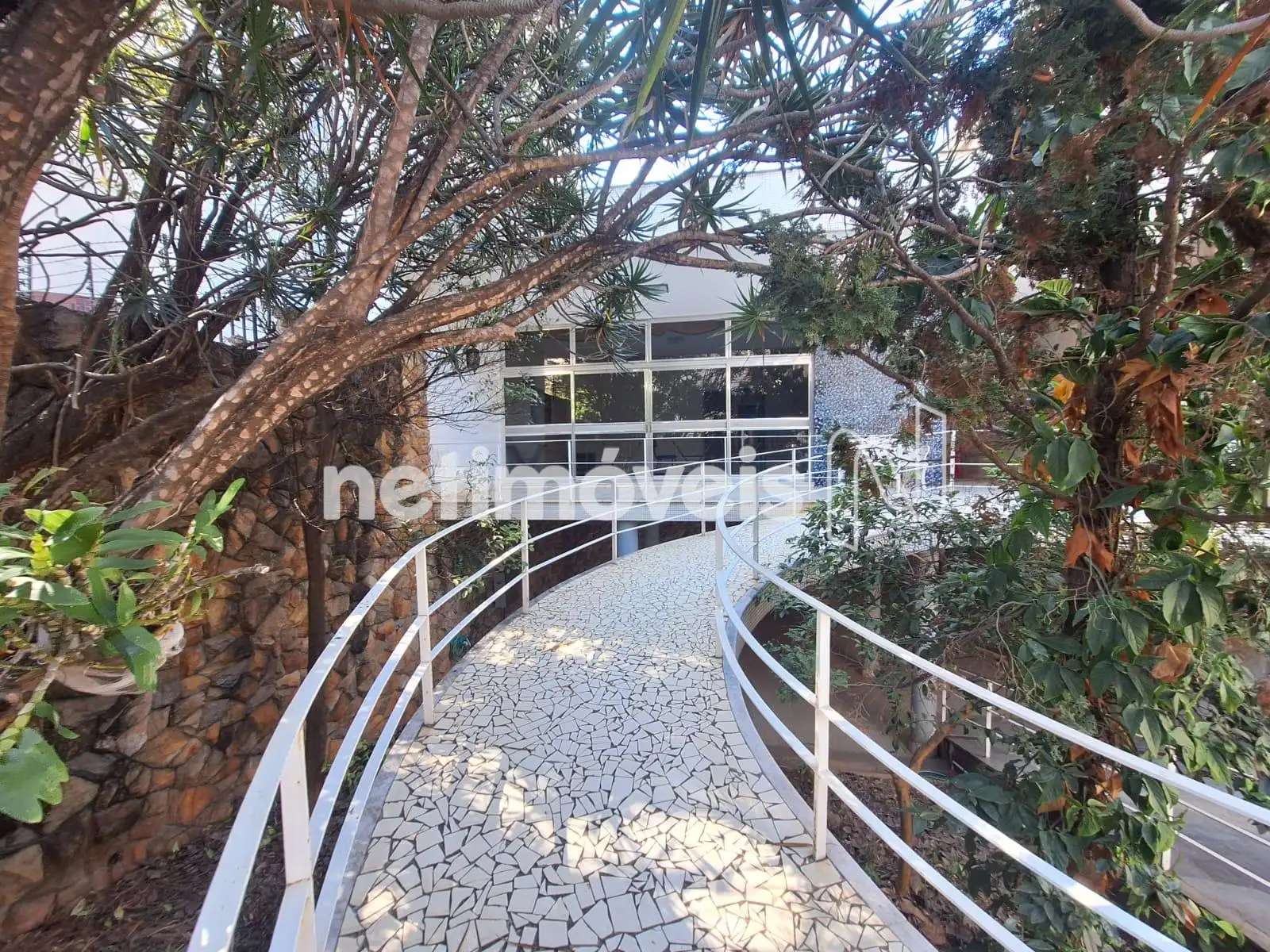 Chegada com rampa de acesso