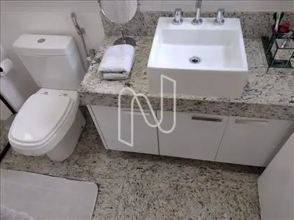 Banho Suíte 1 ângulo 2