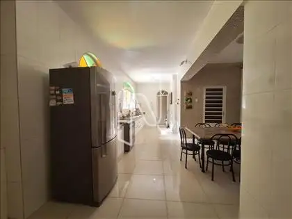 Cozinha enorme 