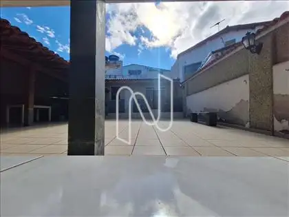 Casa com ótimos espaços para desfrutar 