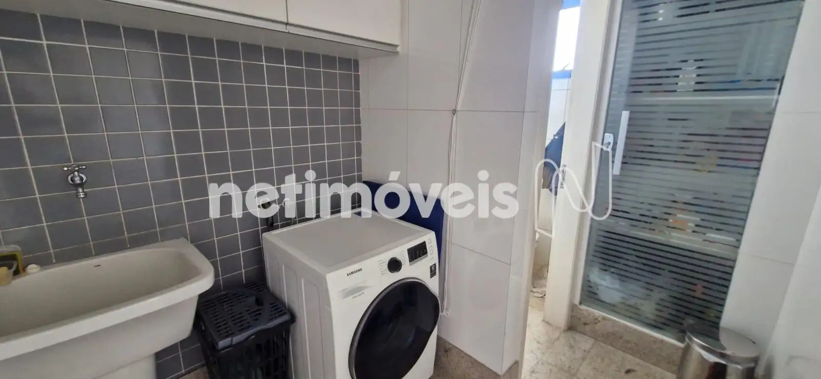 Área de serviço ângulo 1