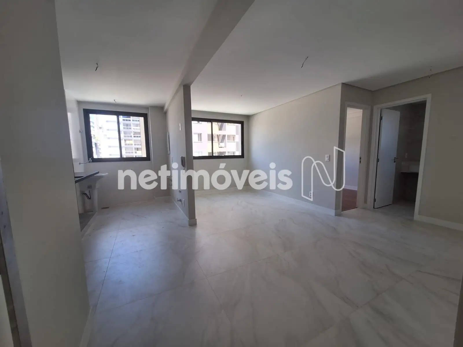 Sala/Cozinha ângulo 1