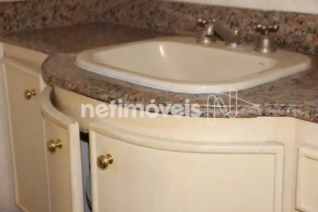 Banho com bancada em granito