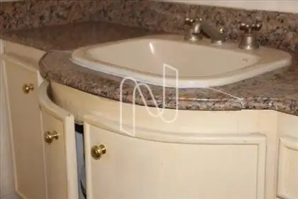 Banho com bancada em granito 
