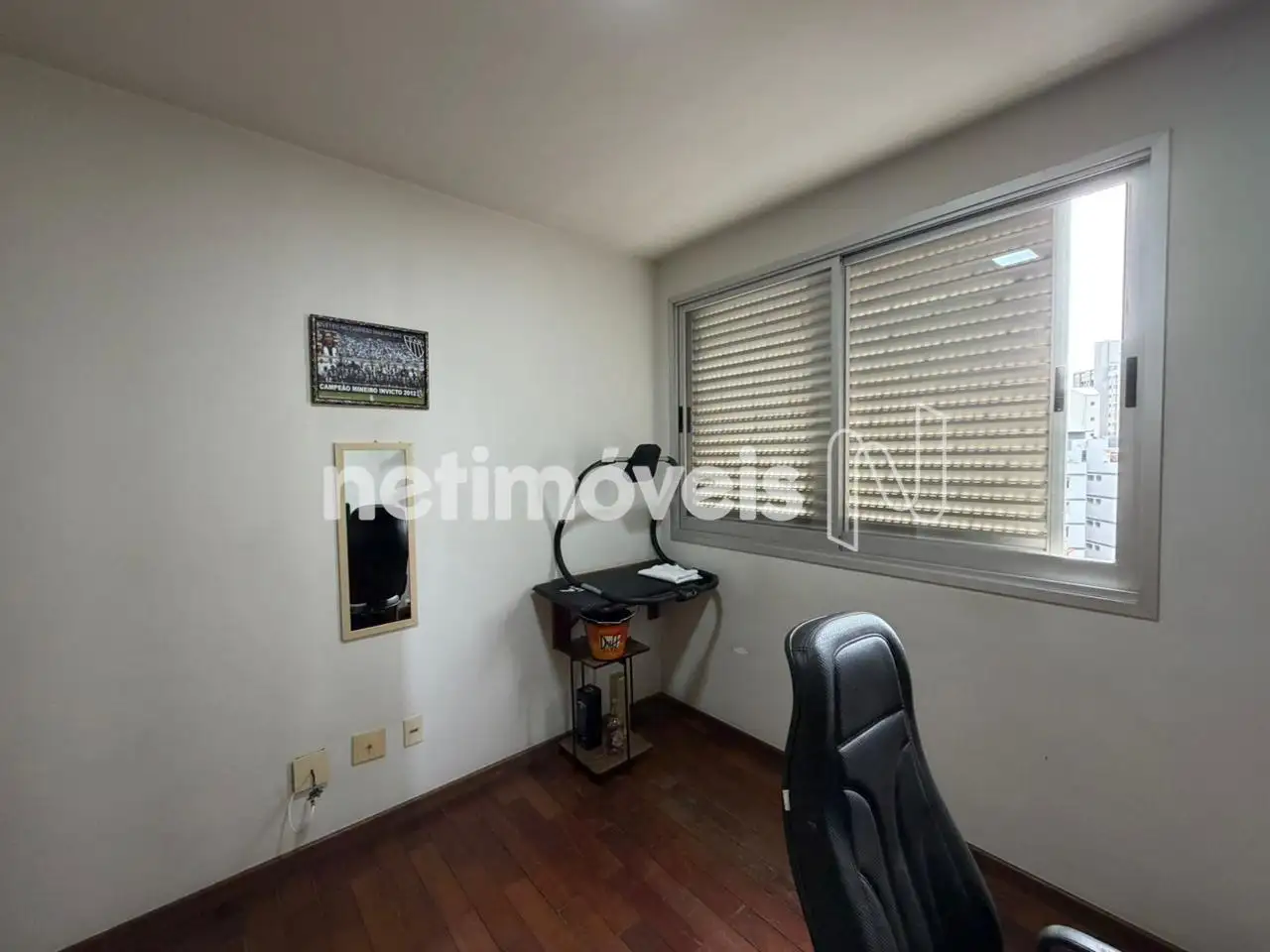 Quarto 1 ângulo 3