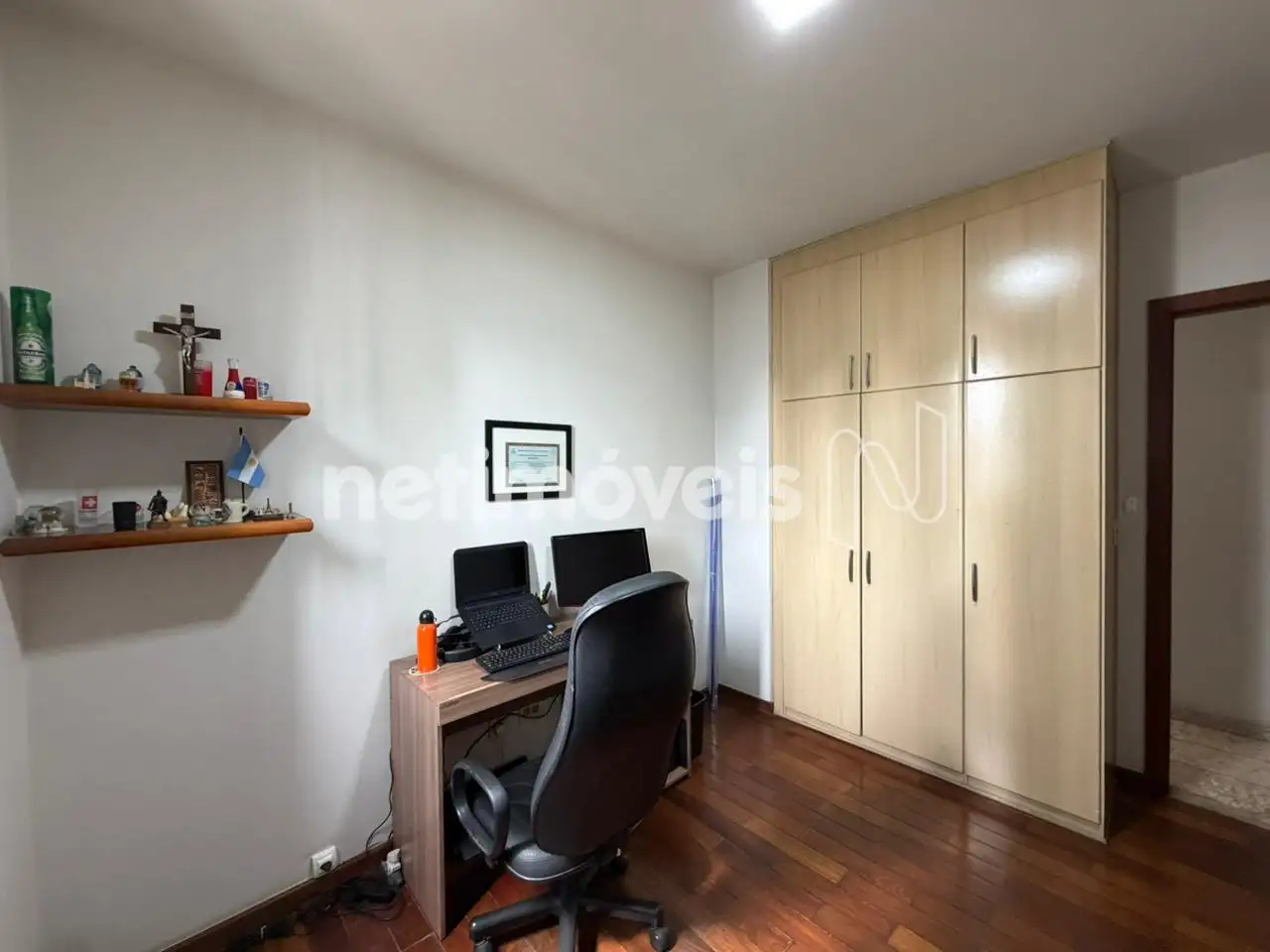 Quarto 1 ângulo 2