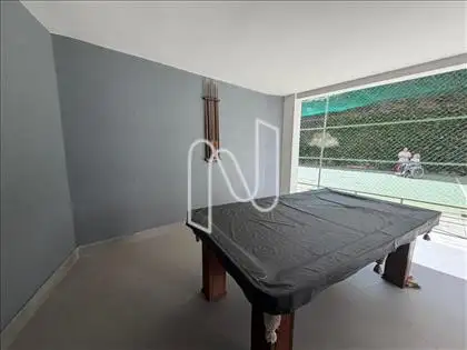 ÁREA DE JOGOS 