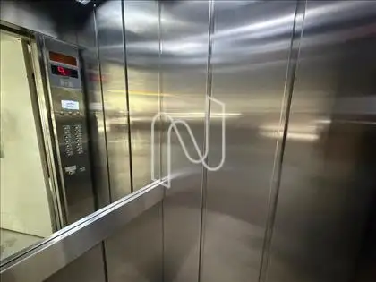 ELEVADOR MODERNO 