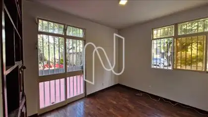 Quarto 1 ângulo 2