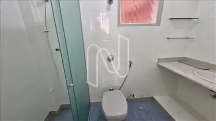Banho suíte ângulo 