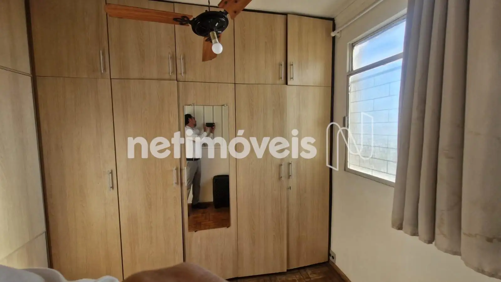 Quarto 1 ângulo 2