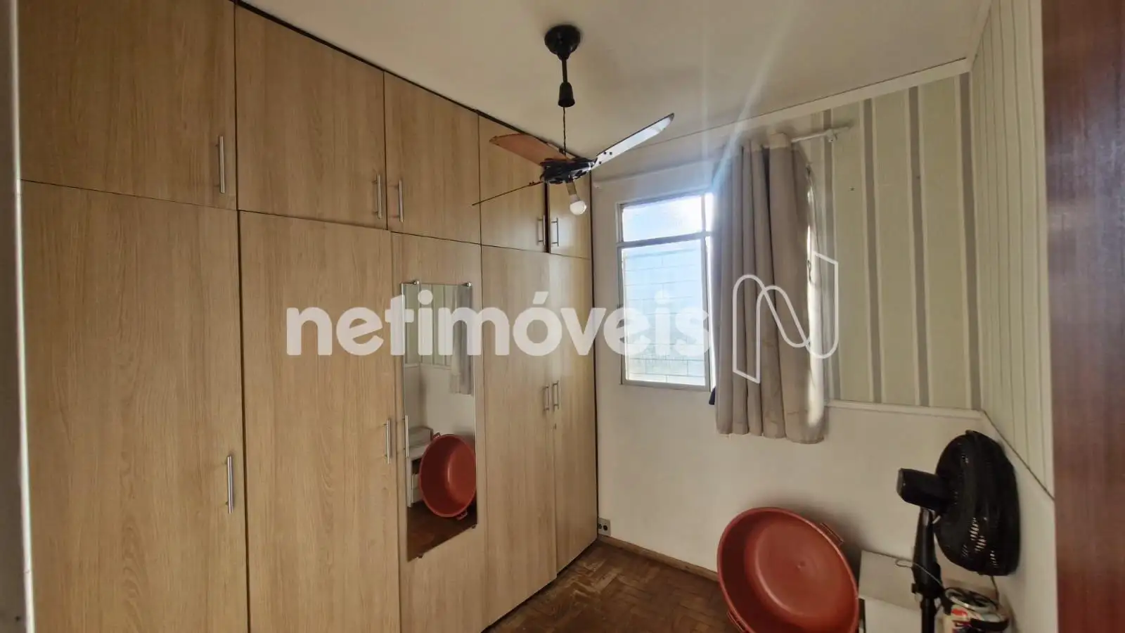 Quarto 1 ângulo 3