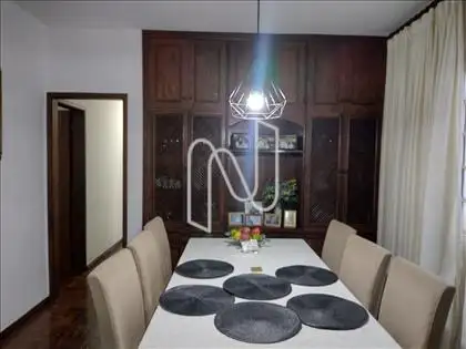 Sala de jantar ângulo 3