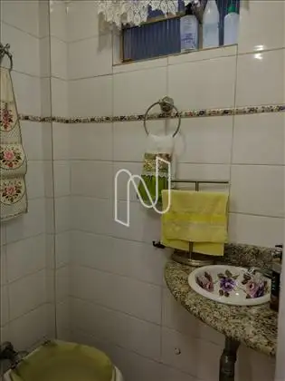 Banho de empregada / Lavabo ângulo 2