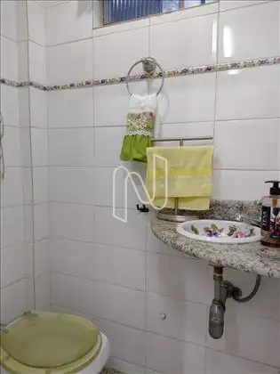 Banho de empregada / Lavabo ângulo 1