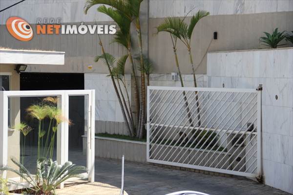 Entrada da garagem.