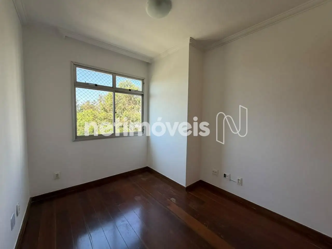 Quarto solteiro ângulo 1
