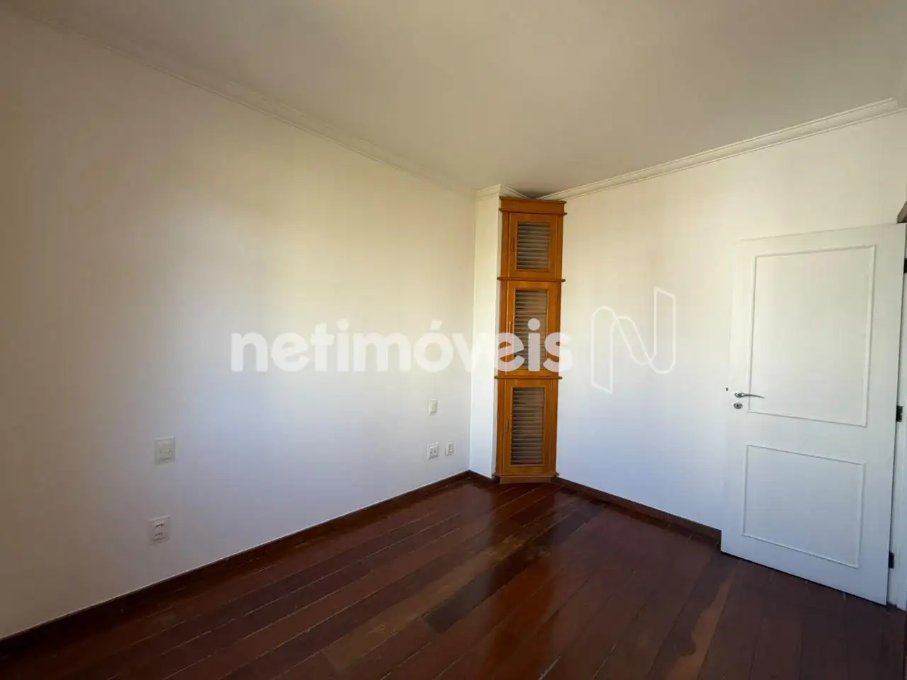 Quarto Suíte ângulo 2