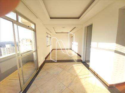 Sala para 02 ambientes com varanda ângulo 2