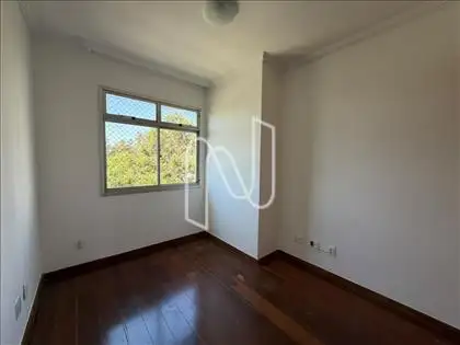 Quarto solteiro ângulo 1