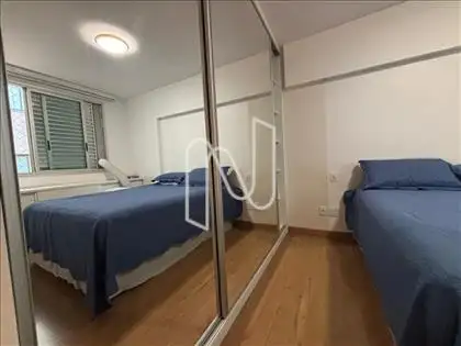 Armários espelhados