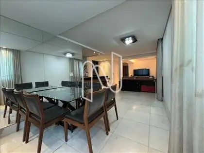Sala confortável e ampliada do 3* quarto