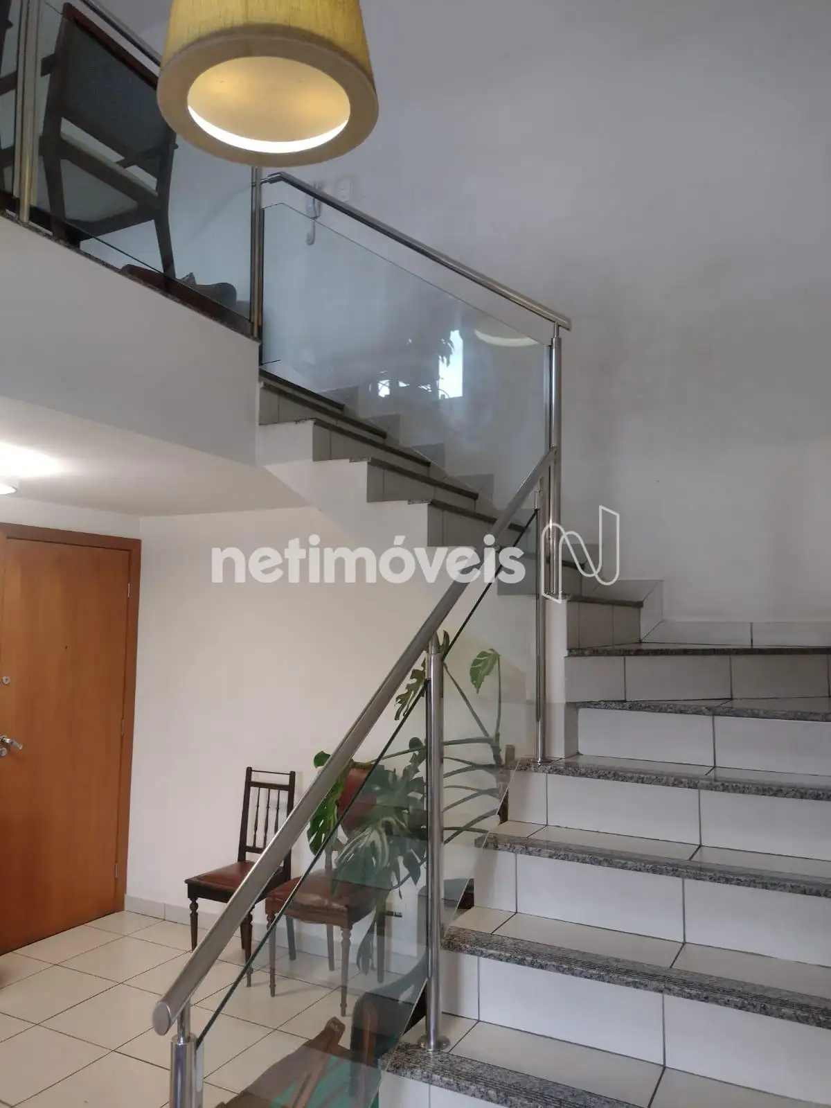 ESCADA ACESSO 2ª PAVIMENTO