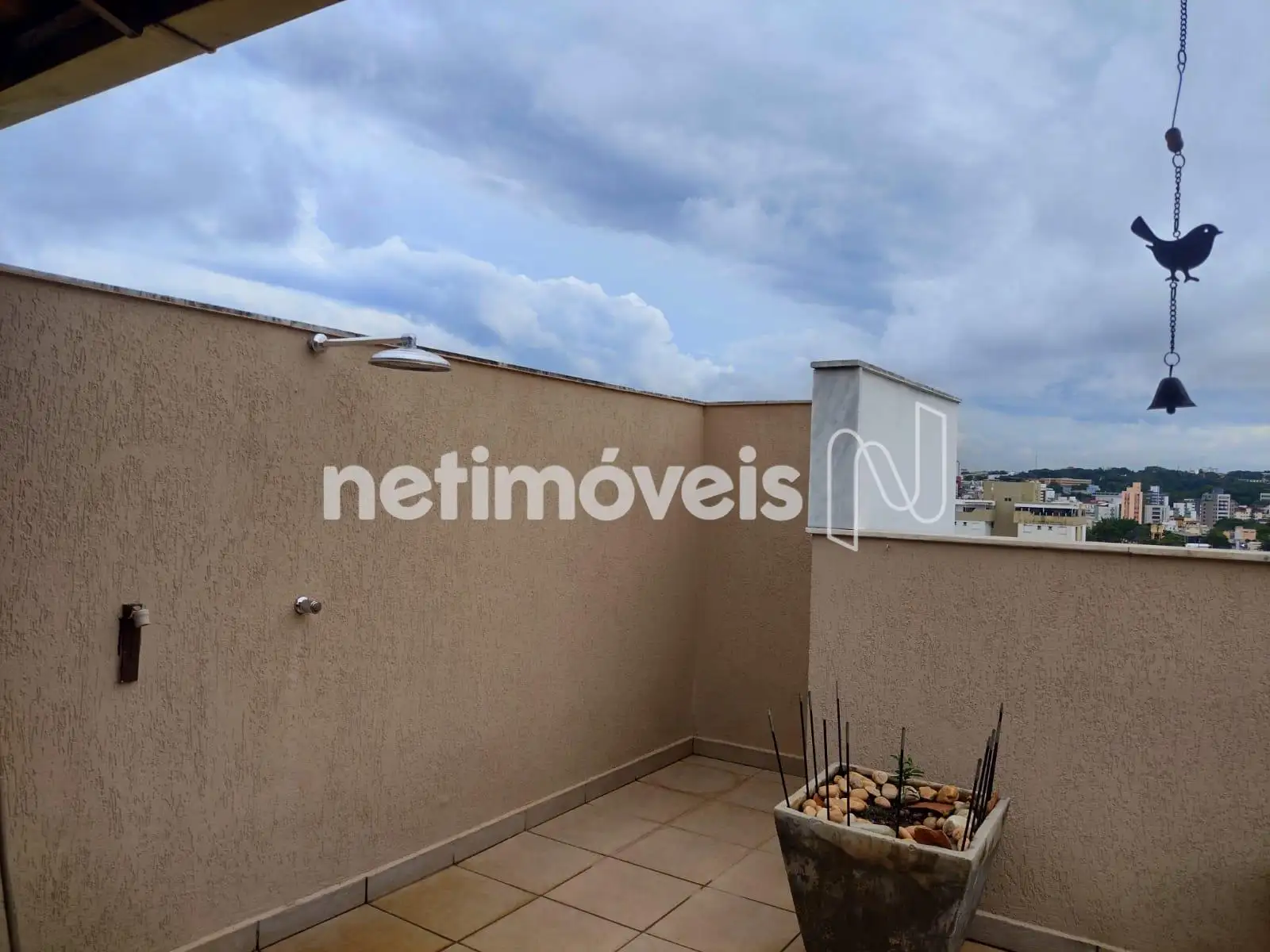 ÁREA EXTERNA (ÂNGULO 4)