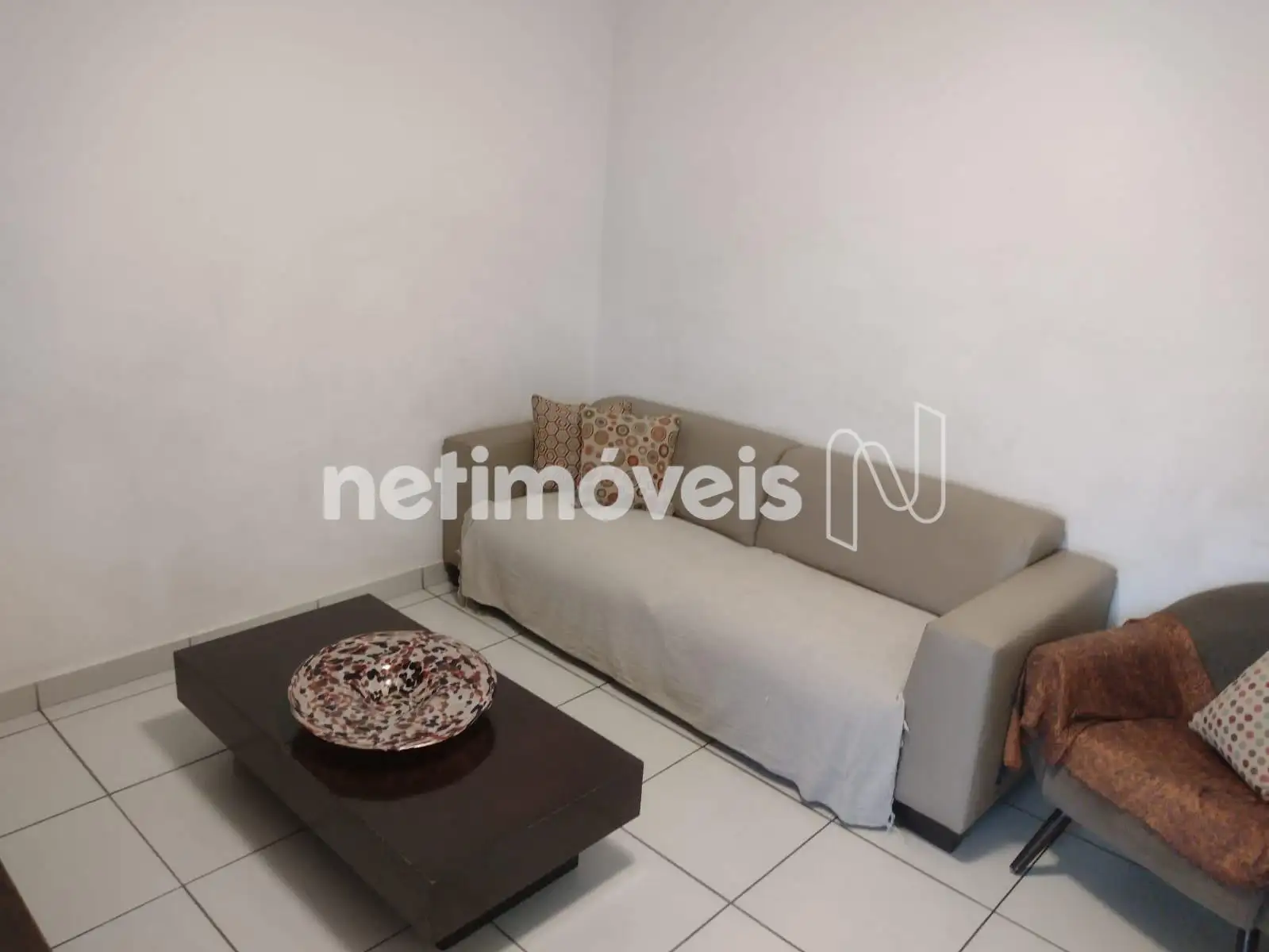 SALA DE ESTAR (ÂNGULO 2) 