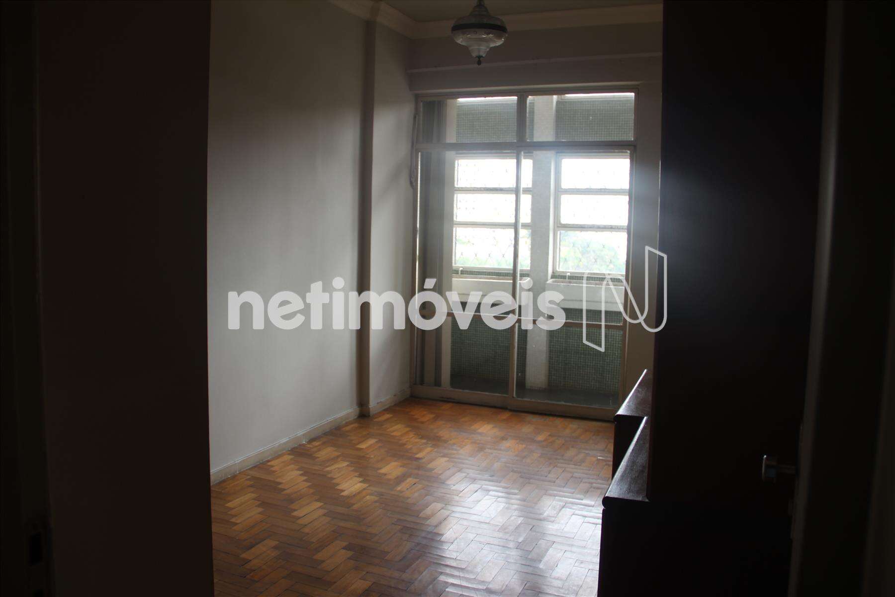 Quarto 1 ângulo 1
