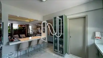 Cozinha ampla e integrada