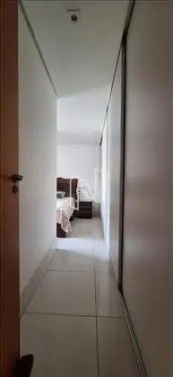 Suíte master, armários espaçosos